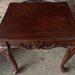Queen Anne Side Table