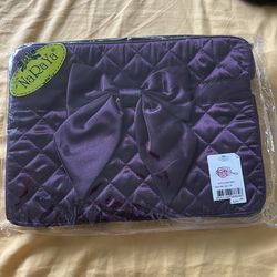 Brand New Naraya purse