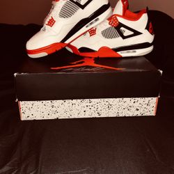 Jordan 4 Retro Fire Red (2020)
