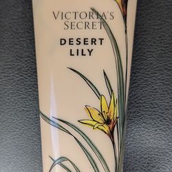 Victoria’s Secret Desert Lily Fragrance Lotion 8 Oz

