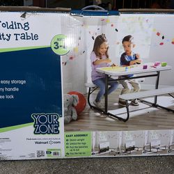 Kids Folding Activity Table