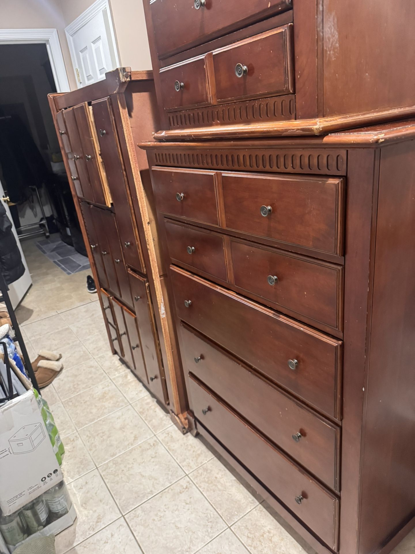 Dresser,nightstand And Chest With Mirror