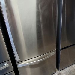 Kenmore 33" Wide Apartment Size Stainless Steel Bottom Freezer Refrigerator
