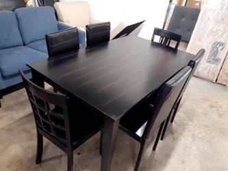 New assembled dining table with 6 chairs
