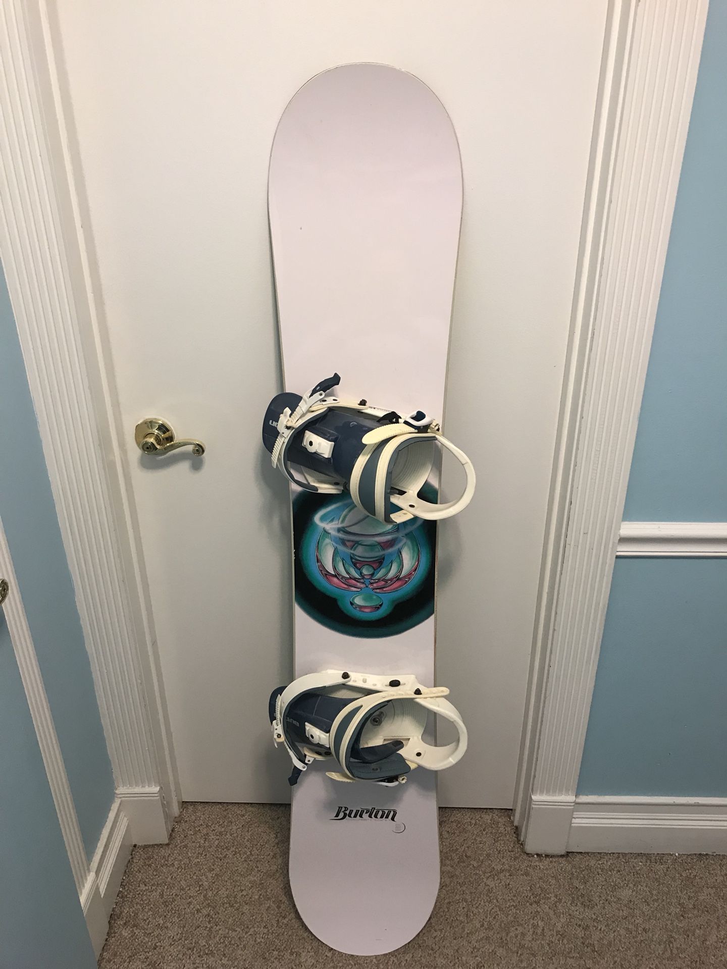 Burton snowboard w/ case!