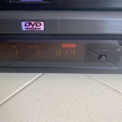 Pioneer DVD Player With Power Cords