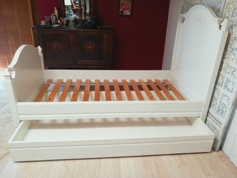 Pb Shabby Chic White Trundle Twin Bedrrame, Delivery