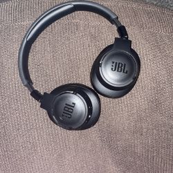 JBL Wireless Headphones 