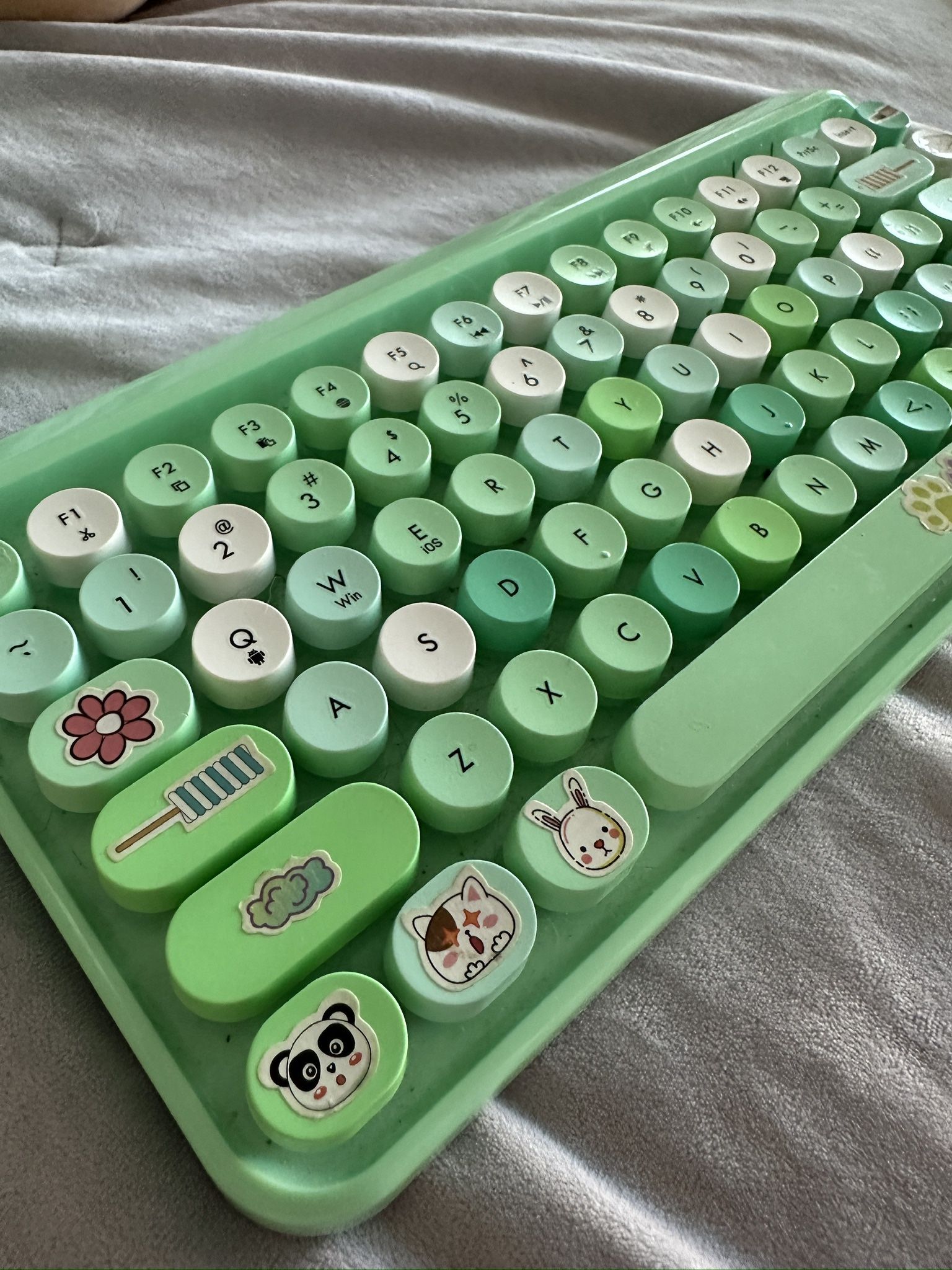 green cute ubotie wireless keyboard