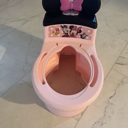 Disneys Minnie Mouse Portray Trainer Seat 