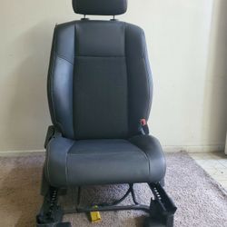 Passenger Seat Parts And Rims Parts For Jeep Compass 2016