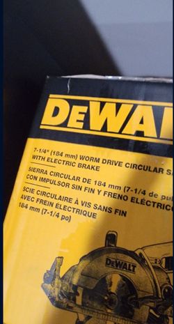 DeWalt Corded Worm Gear Circular Saw