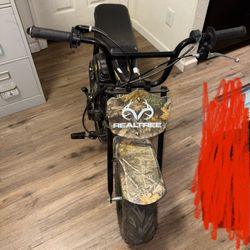 Realtree Gas Powered Mini Bike