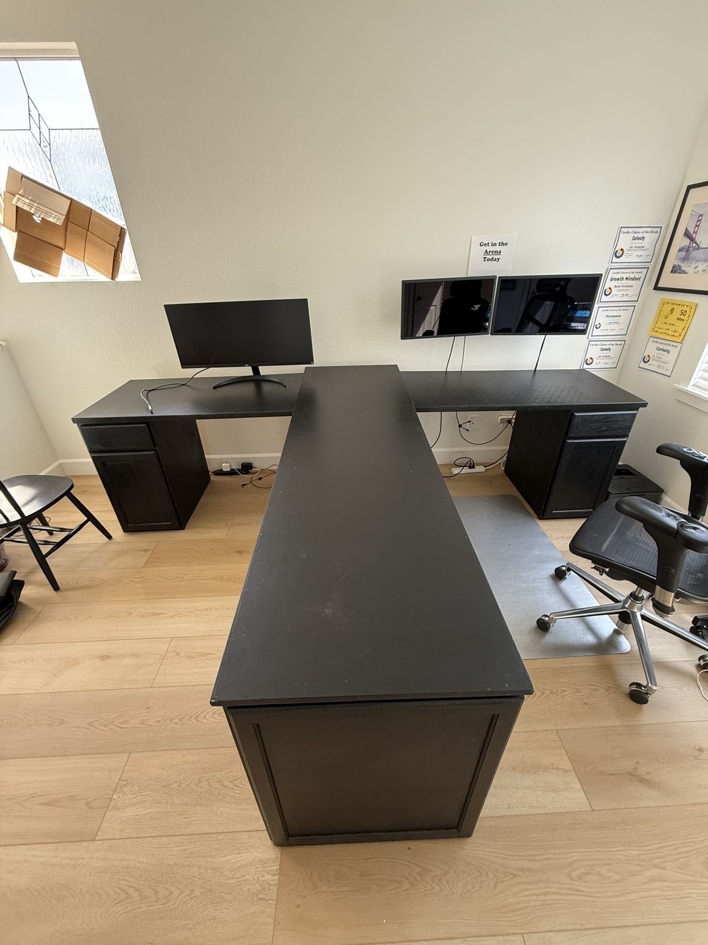 Black Office Desk