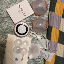 Momcozy V1pro Breast Pump Brand New