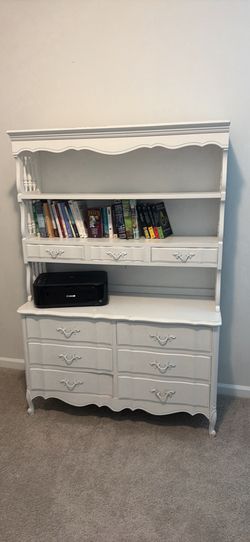 Cottage Hutch/dresser