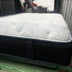 Lovely 🌟💜QUEEN 🌟💜MATTRESS 🌟💜