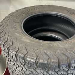 Bfgoodrich 285/70/17 Load c