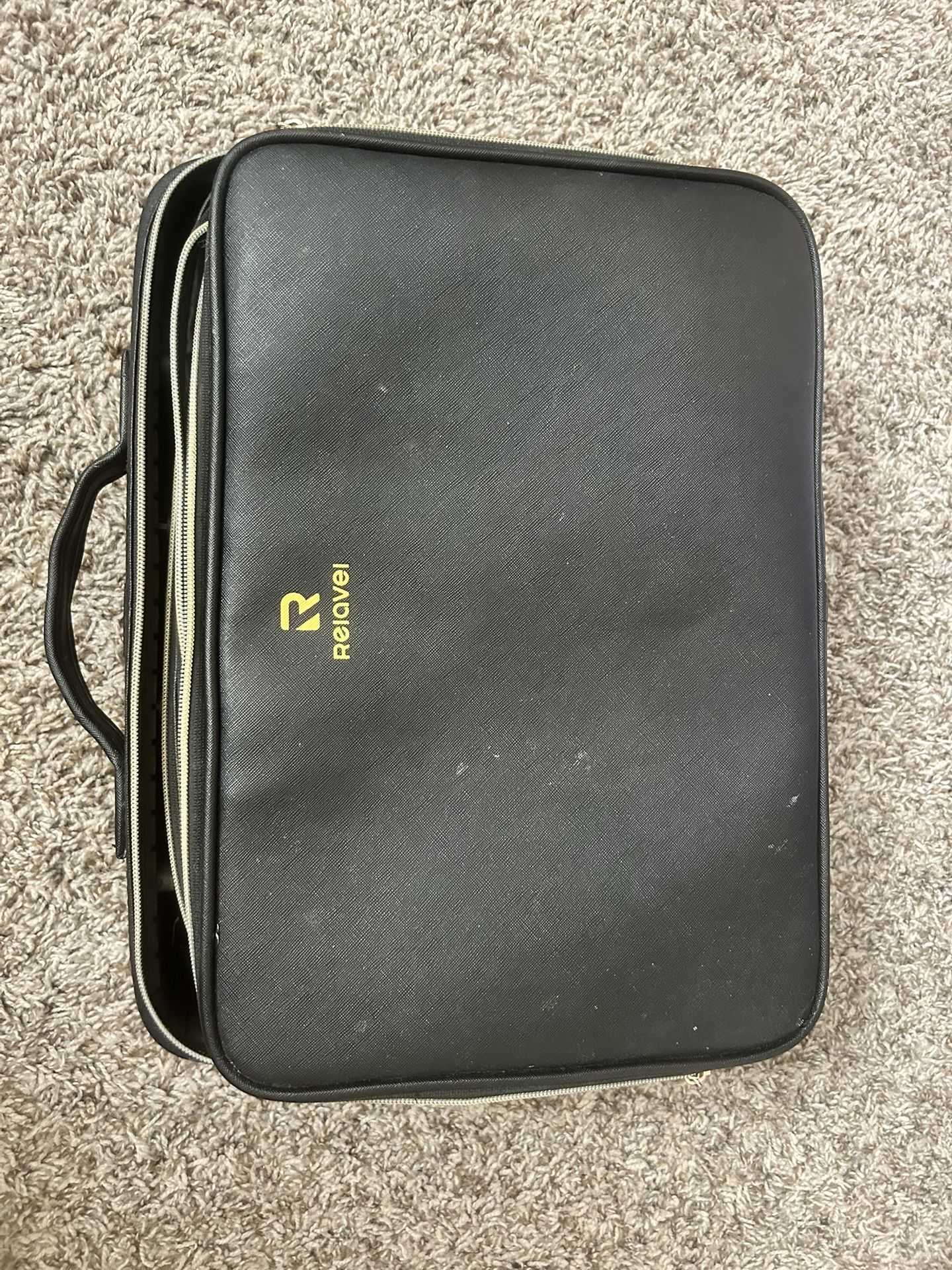 Relavel Makeup Case Large Makeup Bag Professional Train Case 16.5 inches Travel Cosmetic Organizer Brush Holder Waterproof Makeup Artist Storage Box,