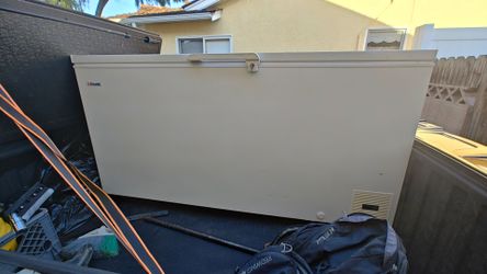 Subzero freezer