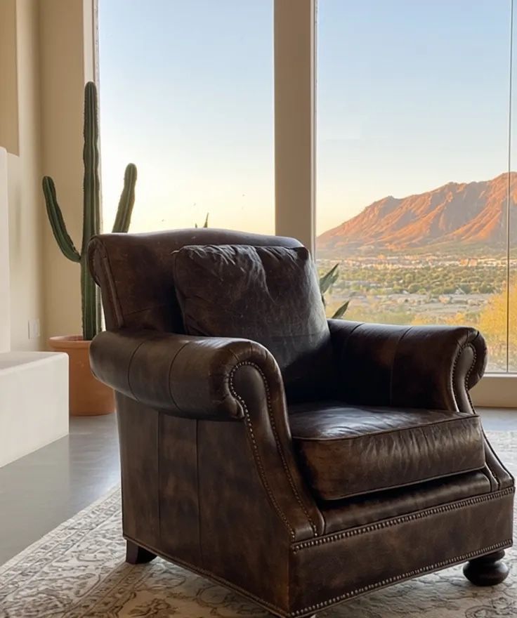 Free Delivery Top Grain Leather Vanguard Chair