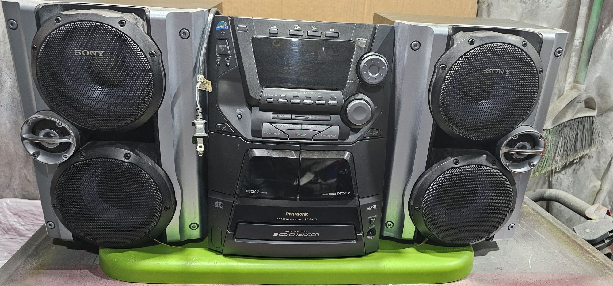 This Set Stereo Sound Loud Is In Perfect Condition