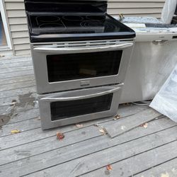 Stove Oven, Fridge, Dishwasher