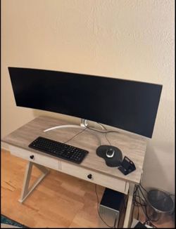 LG 49WQ95C-W UltraWide monitor