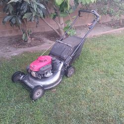 Honda mower