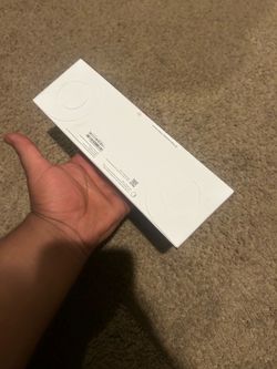 Apple Watch SE 3 starlight brand new