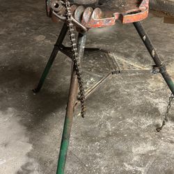 Ridgid Tri Pod With Pipe Vise