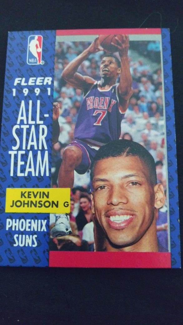 ROOKIE FOOTBALL and BASKETBALL TRADING CARDS // 26 INDIVIDUAL CARDS IN ALL..