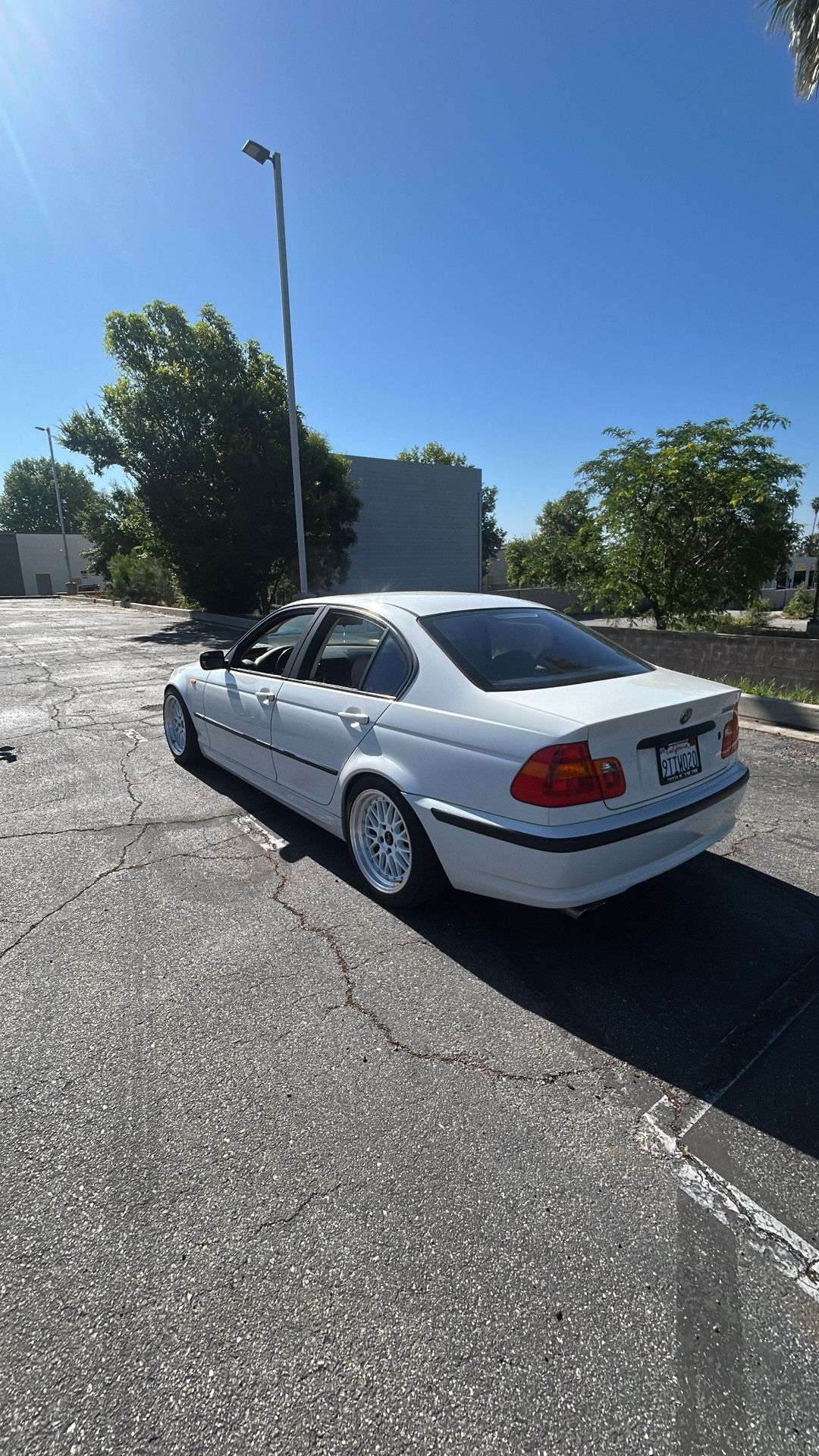 2003 BMW 325i