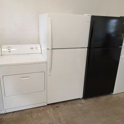 18 Cubic Foot Frost-free Whirlpool Refrigerator Comes With Free Delivery Vancouver Area With A 30-day Warranty