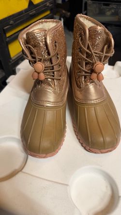 Snow boots rose gold
