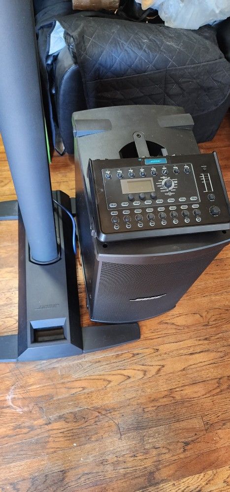 Bose L1 model II S2