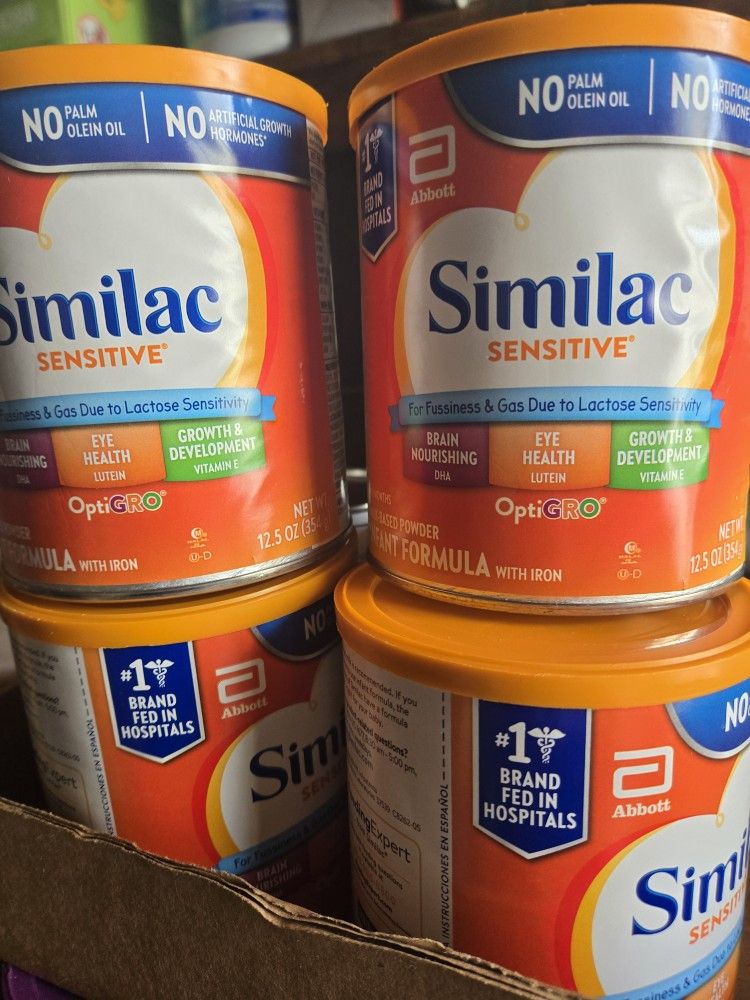 Similac 12 oz I have like 30 Cases Blue,Orange and Blue date Expiration 2026/2027 $90 each case