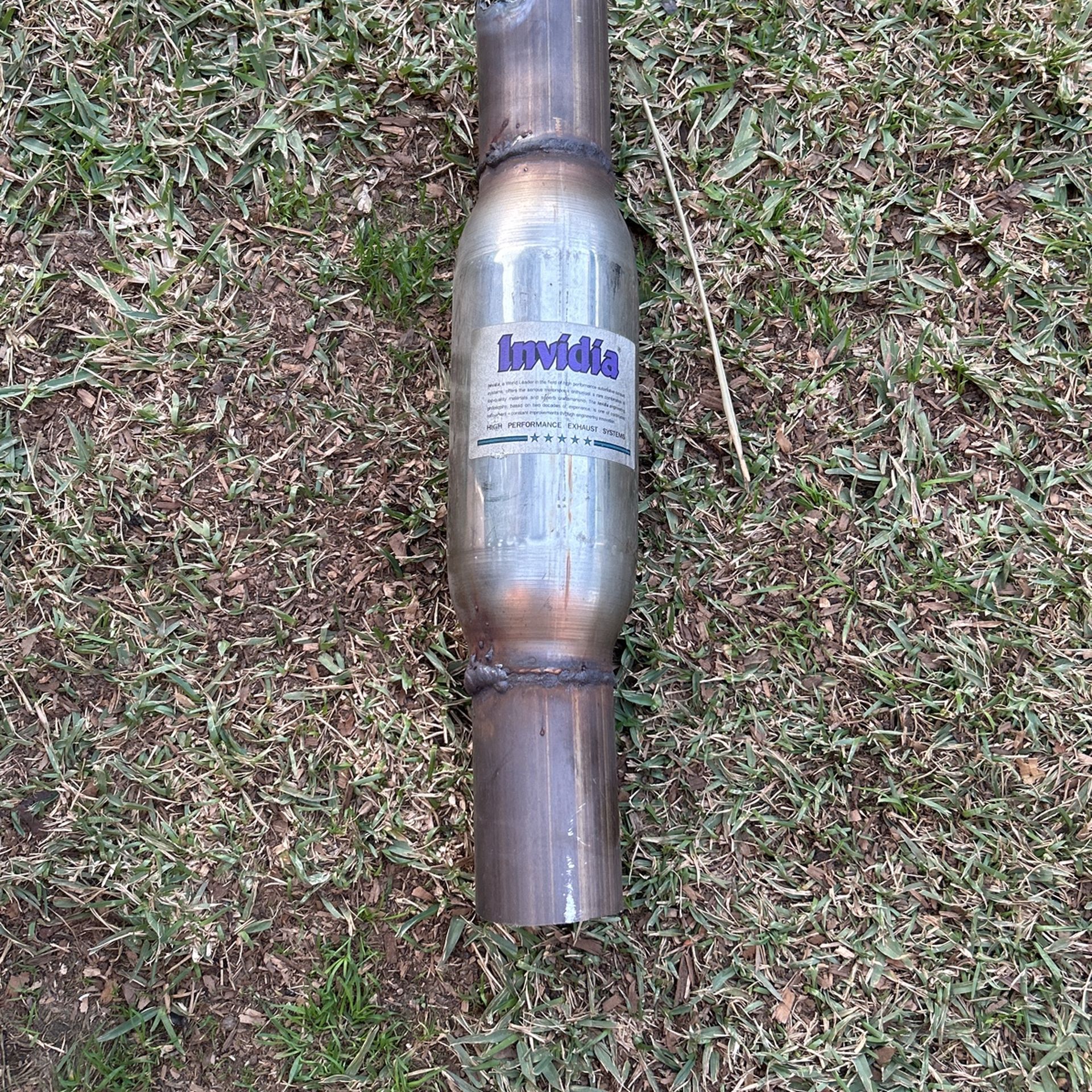 Invidia Resonator