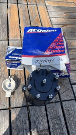 92 Gm /Chevey Cap snd Rotor New