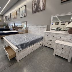 4 PC KING BEDROOM SET 