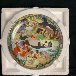 Disney’s “The Jungle Book” Collectible Plate 