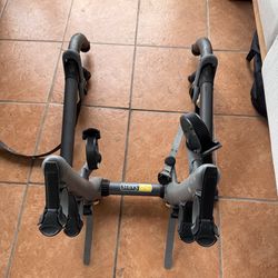 Saris Bones Rs 3 bike rack ratchet system