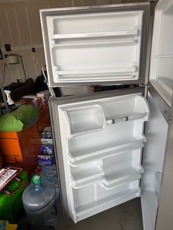 Whirlpool Top Freezer Refrigerator Stainless Steel