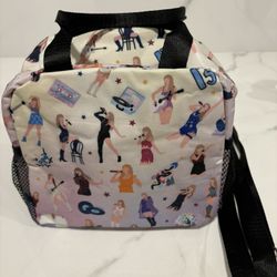 ✨ Taylor Swift Insulated Lunch Bag – Brand New  $12✨
