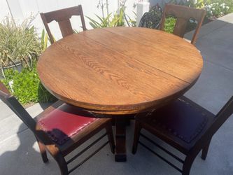Vintage 45” table and chairs dining set