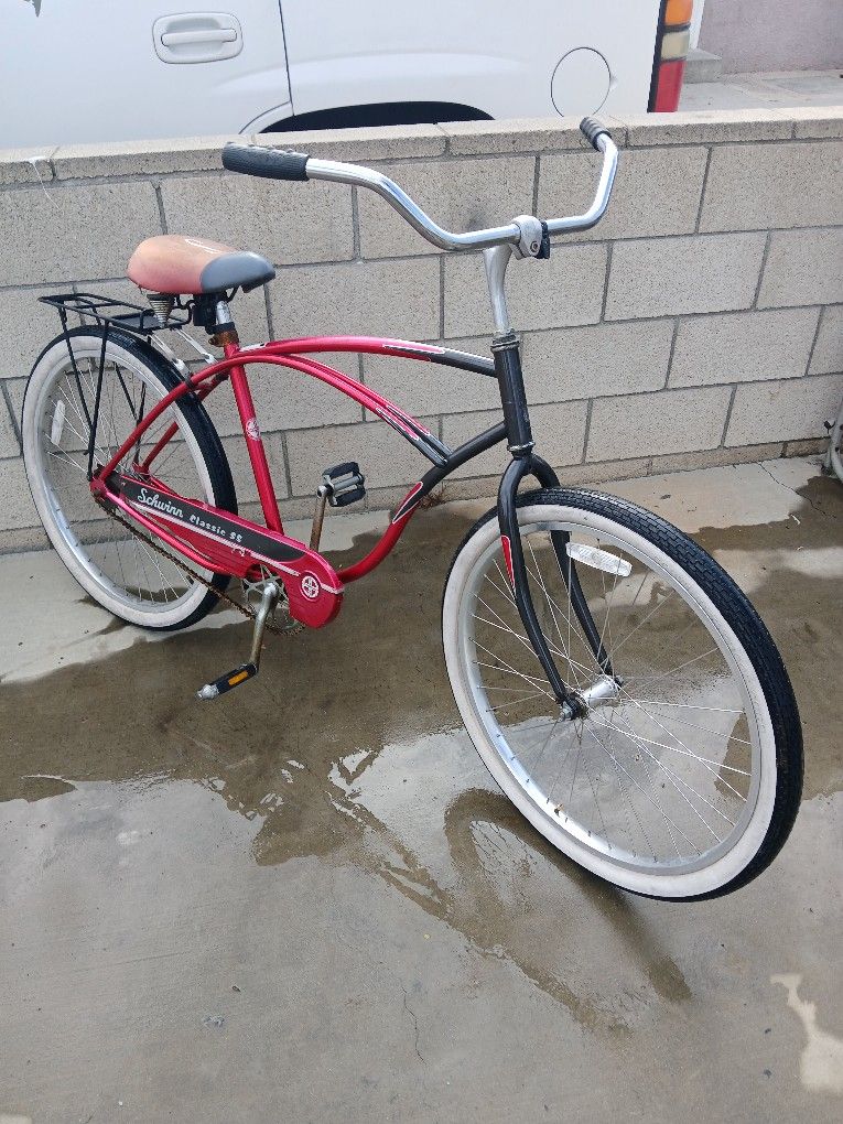 Men's 26" Schwinn Classic Ss Beach Cruiser Bike