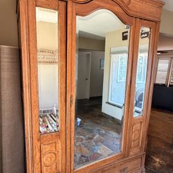 Vintage Solid Wood Armoire Wardrobe with Mirror – Antique Style