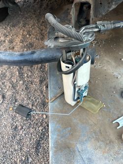 03 suburban fuel pump Yukon xl