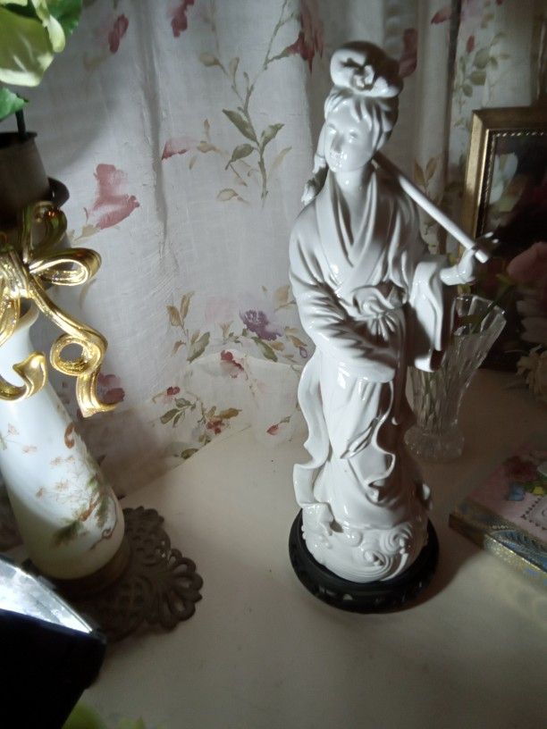 Vintage White Porcelain Chinese Figurines 