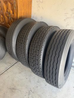 Truck tires (recaps)
